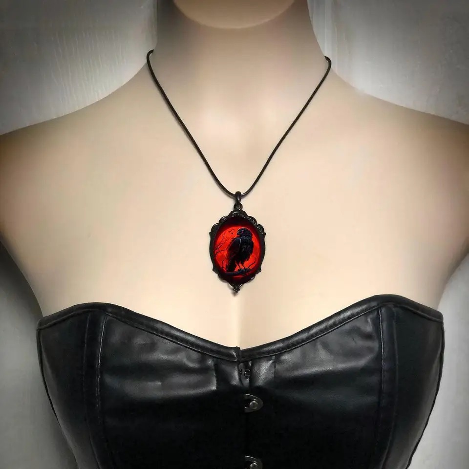Gothic Vampire Owl Cameo Neckl - Women'S Vampire Accessories recensie en prijs