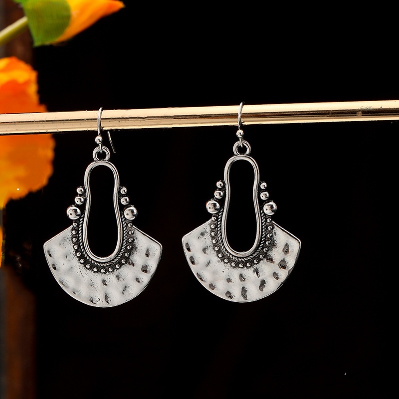 Hollow fan-shaped alloy pendan - Women'S Accessories Manufacturers recensie en prijs