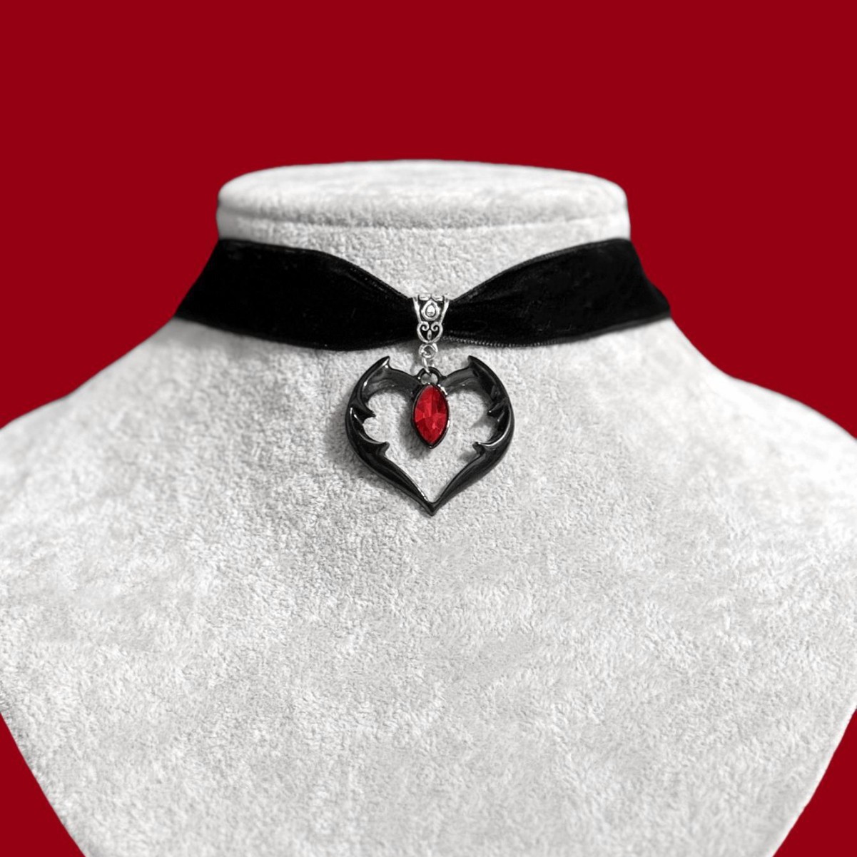 Gothic Vampire Drop Heart Chok - Women'S Vampire Accessories recensie en prijs