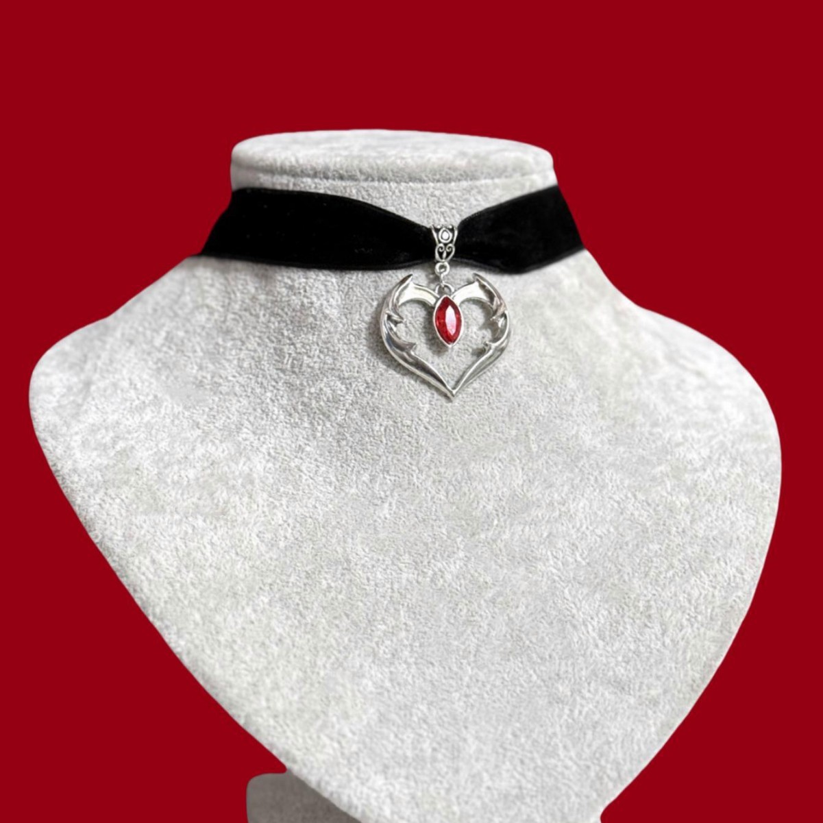 Gothic Vampire Drop Heart Chok - Women'S Vampire Accessories recensie en prijs