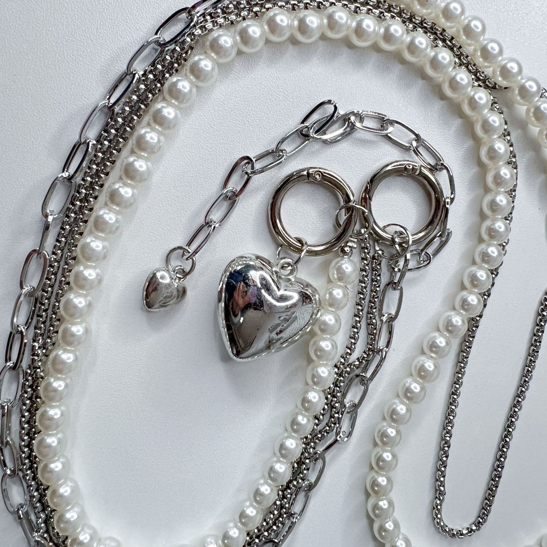 Long Pearl Phone Lanyard Handm - Women Accessories Picture recensie en prijs
