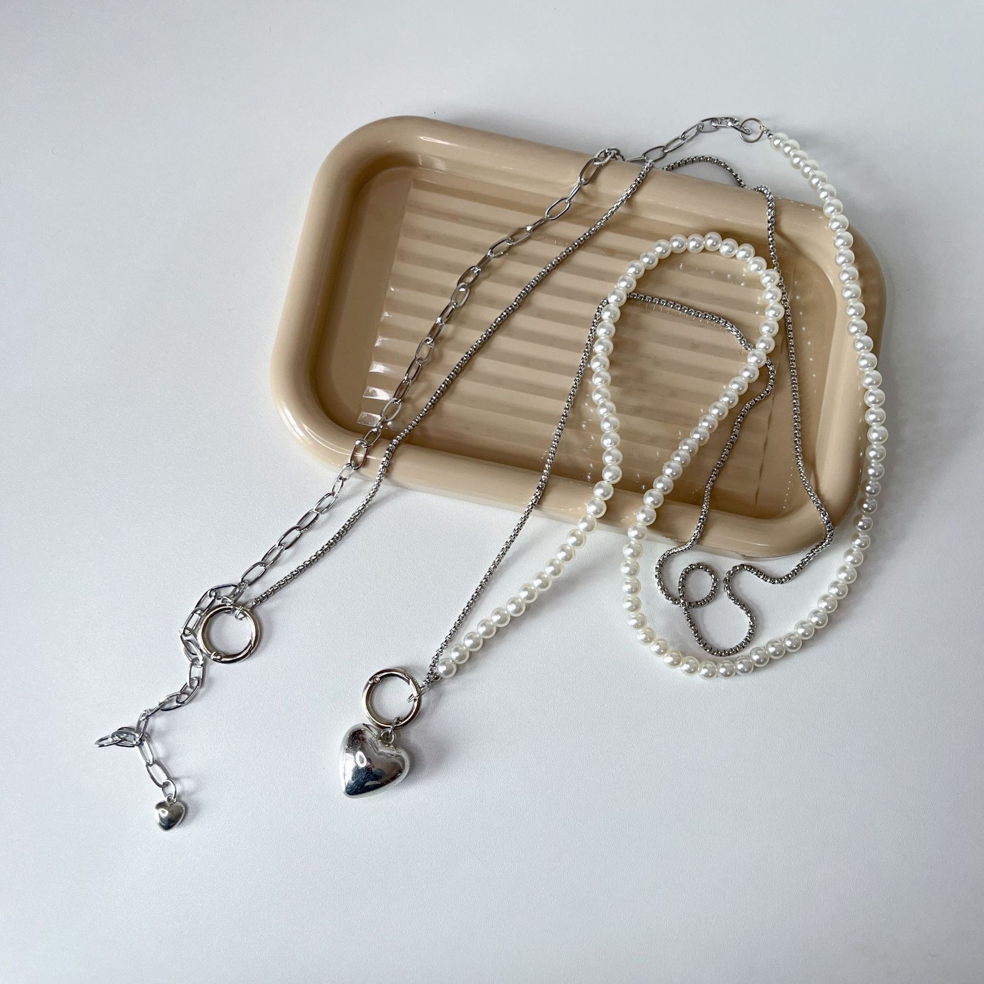 Long Pearl Phone Lanyard Handm - Women Accessories Picture recensie en prijs